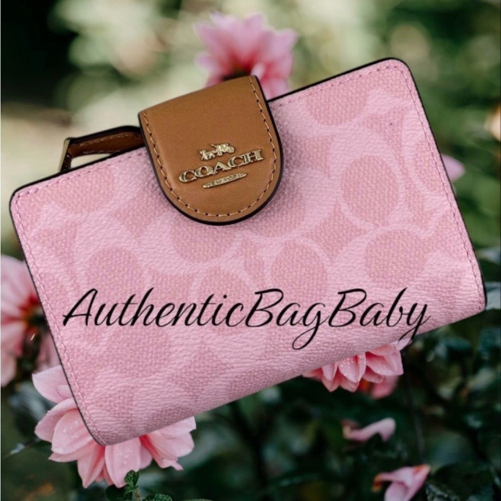 Coach Medium Corner Zip Wallet In Signature Canvas Purse Powder Pink